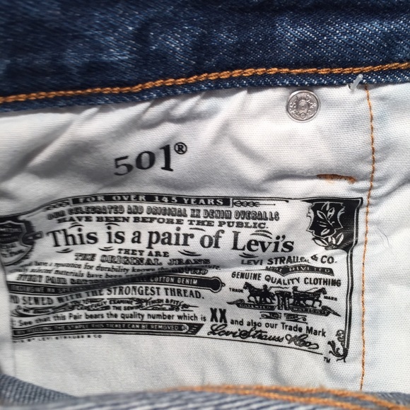 Levi’s 501 Super Mario Bros high rise cutoff short size 25 - Picture 14 of 15